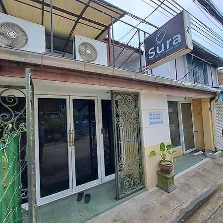 Sura Hostel Bangkok Near Mrt Phra Ram 9 Dış mekan fotoğraf