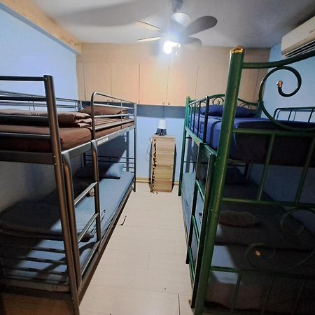 Sura Hostel Bangkok Near Mrt Phra Ram 9 Dış mekan fotoğraf
