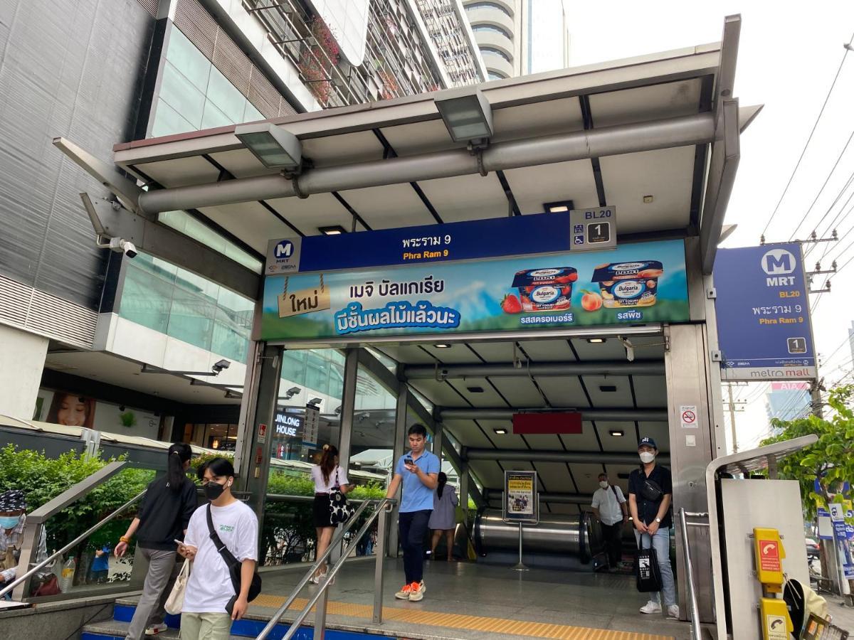 Sura Hostel Bangkok Near Mrt Phra Ram 9 Dış mekan fotoğraf