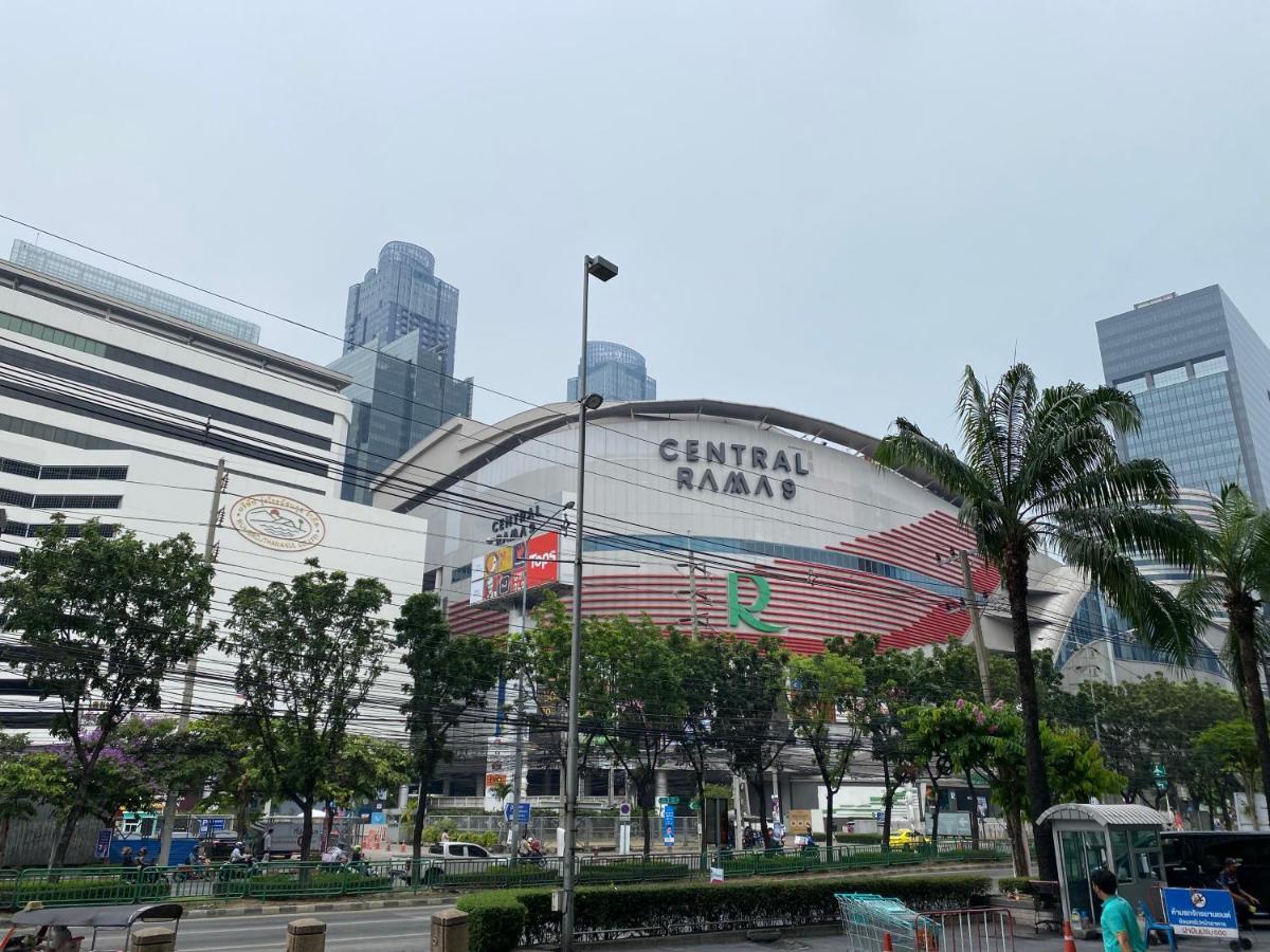 Sura Hostel Bangkok Near Mrt Phra Ram 9 Dış mekan fotoğraf