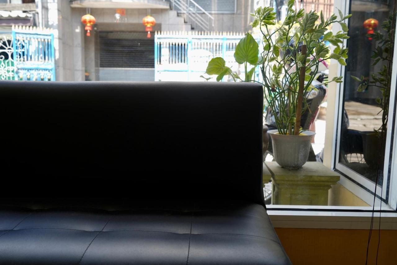 Sura Hostel Bangkok Near Mrt Phra Ram 9 Dış mekan fotoğraf